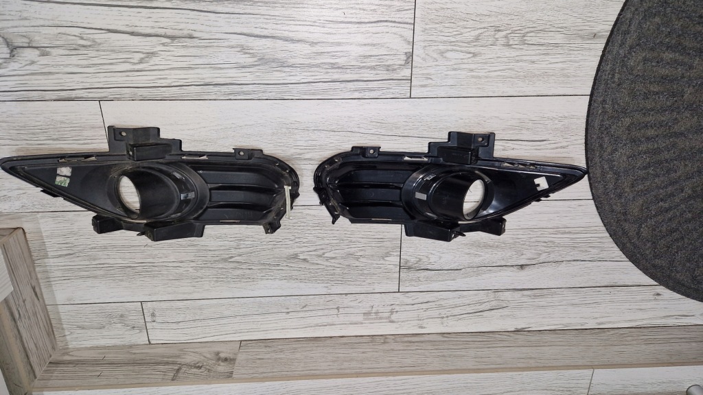 Ford mondeo mk5 рестайлинг  решётки бампера перед противотуманная фара правый . левое  комплект Недорого