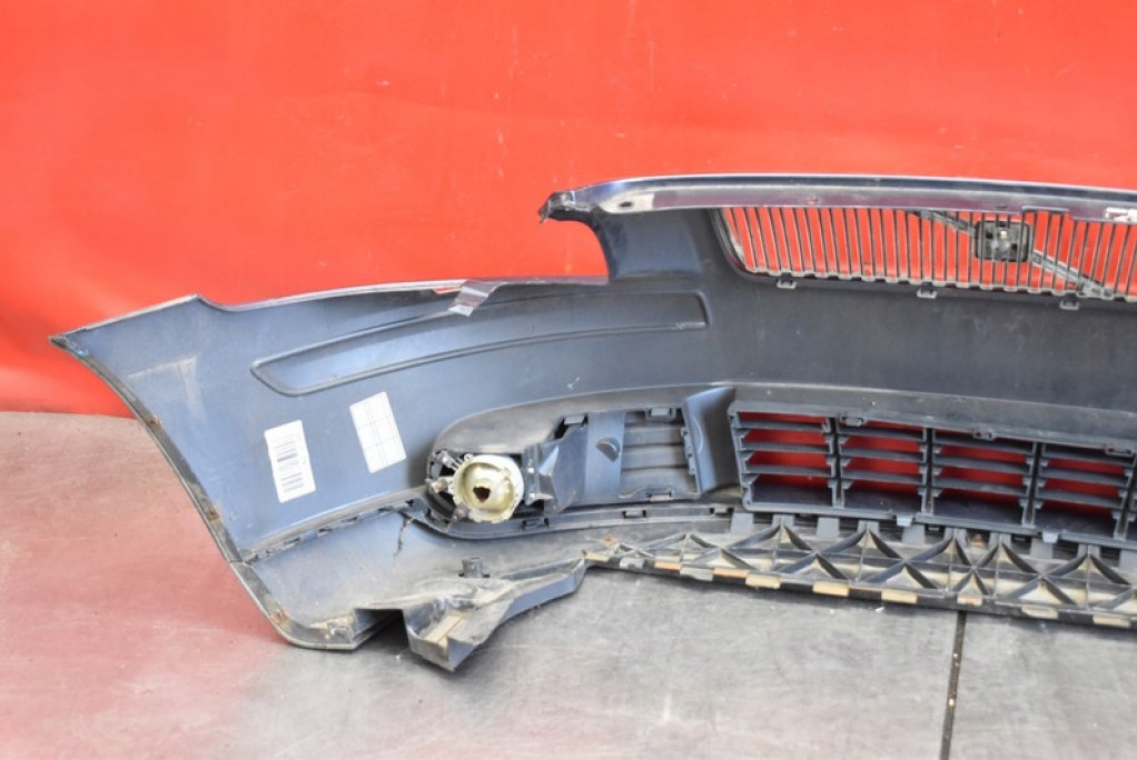 фото №12, Бампер перед передний granatowy 30657005 volvo v50 04-12