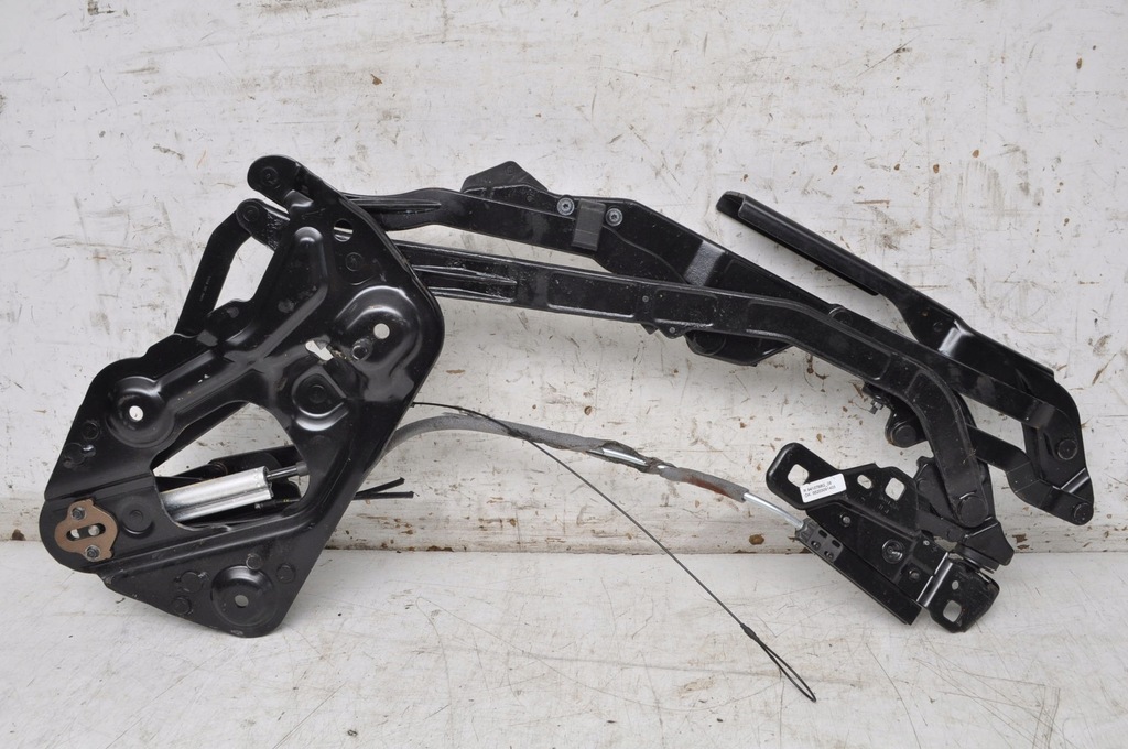 фото №6, Ford focus mk2 петля крыша 9411156