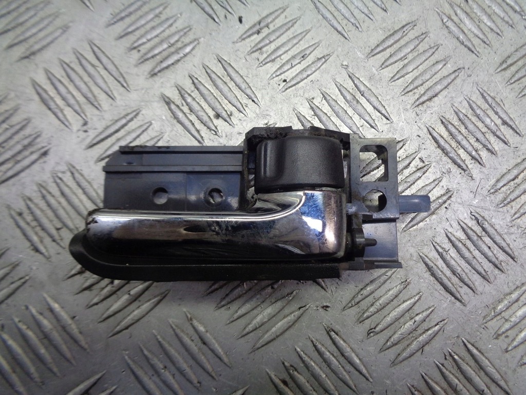 фото №1, 07/17 toyota corolla e12 ручка внутренняя правая