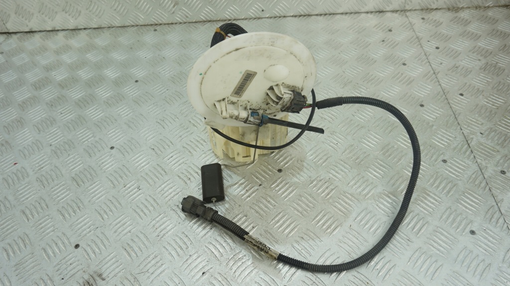 фото №1, Opel zafira b насос пального 13129982