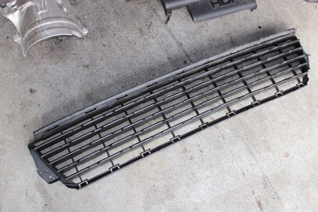 фото №1, Citroen c3 picasso решётка бампер перед решётка радиатора