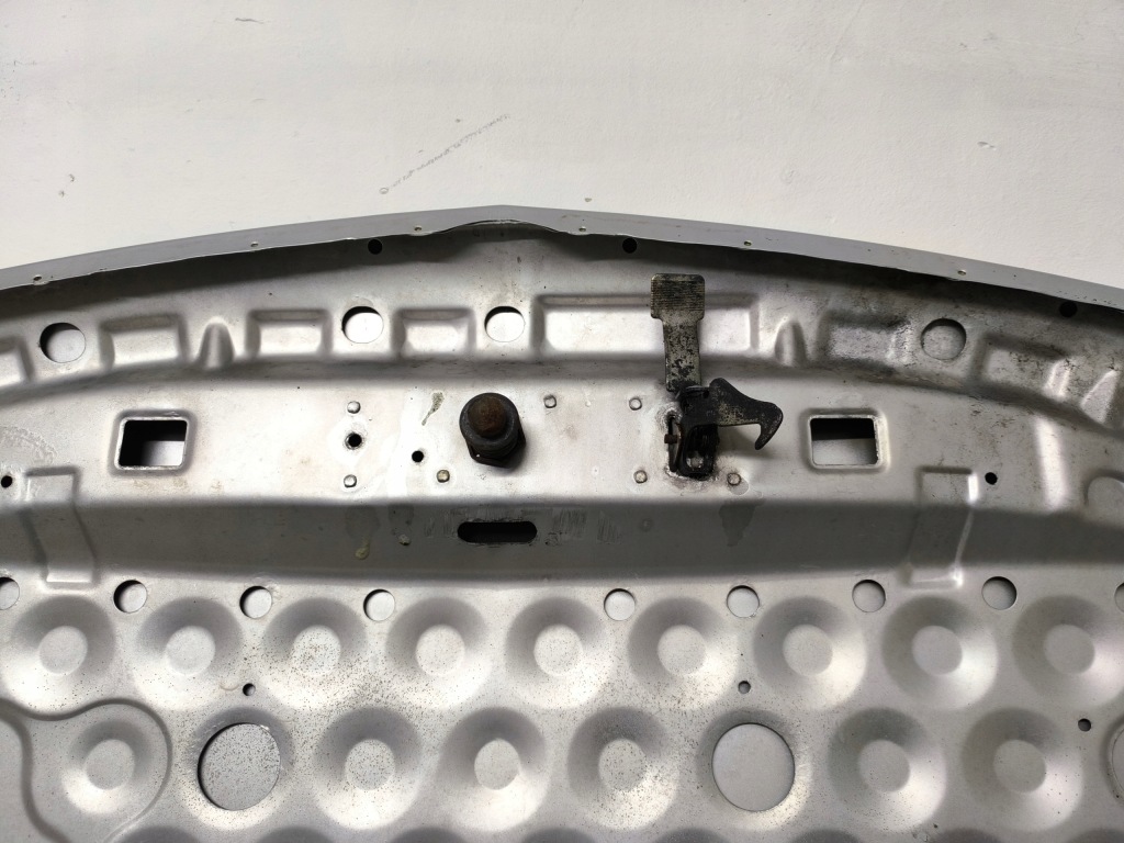 Капот крышка двигателя opel astra h рестайлинг  z157 Цена