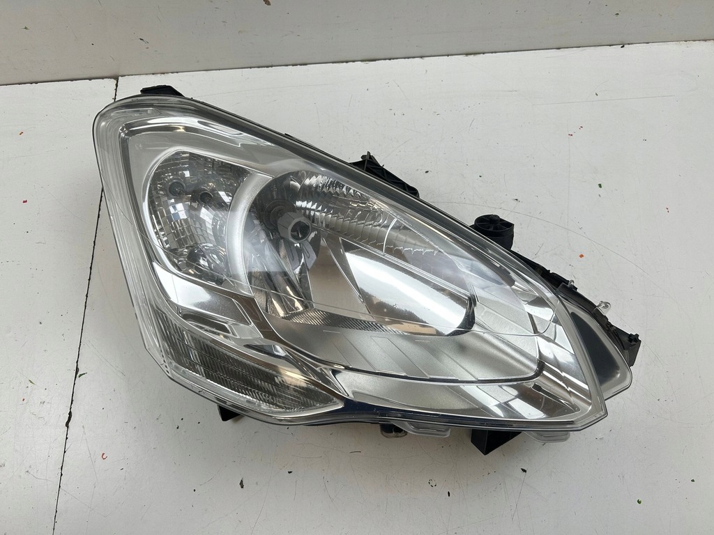 фото №1, Лампа передняя правая peugeot partner ii 9682828180