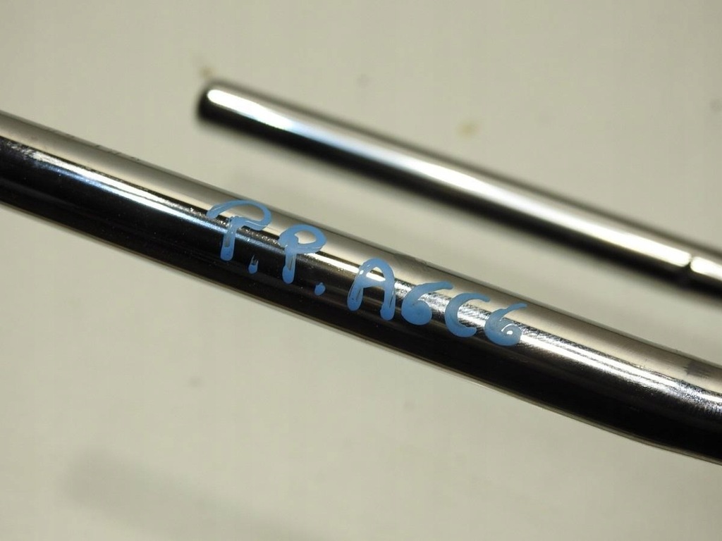 фото №6, Підголівник правий перед audi a6 c6