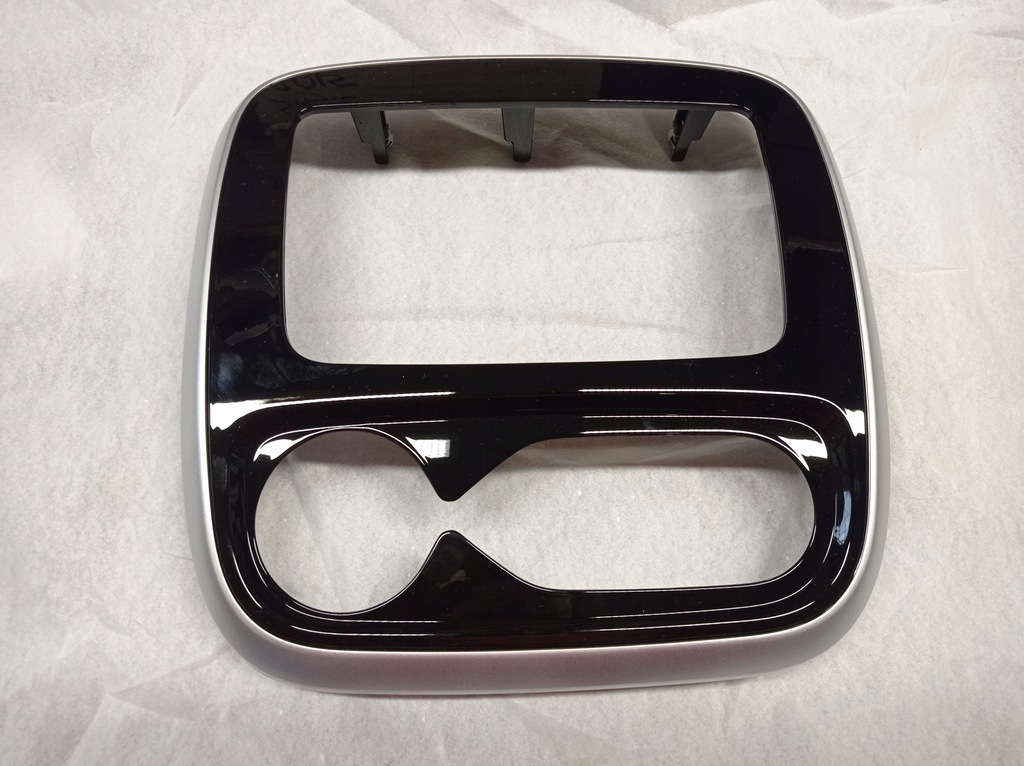 фото №1, Рамка радіо trafic 3 vivaro оригінал nowa 682608258r navi