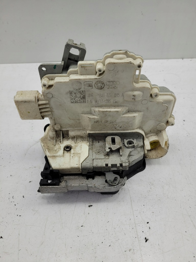фото №1, Замок двері лівий перед audi a4 a5 a6 8j1837015a