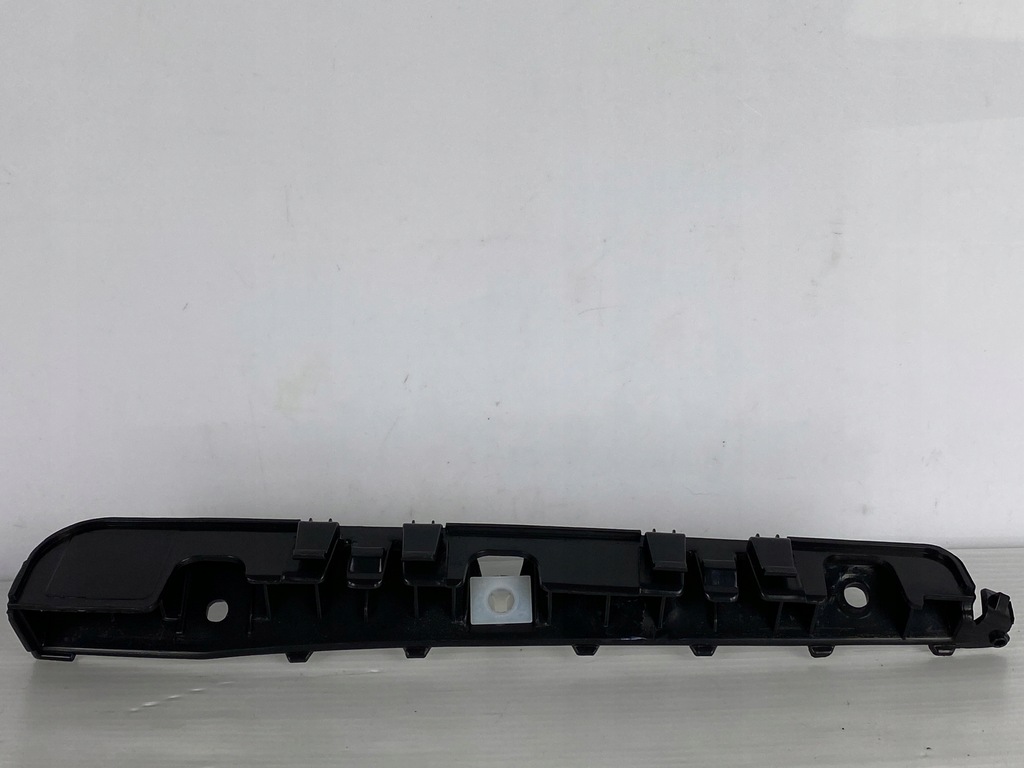 фото №11, Hyundai h1 h-1 07-17r напрямна кронштейн бампера правий задня 86616-4h000