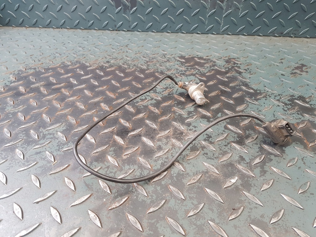 Купити Датчик положення вала колінчастого 1 713 007 bmw e30 320i 325i 325e