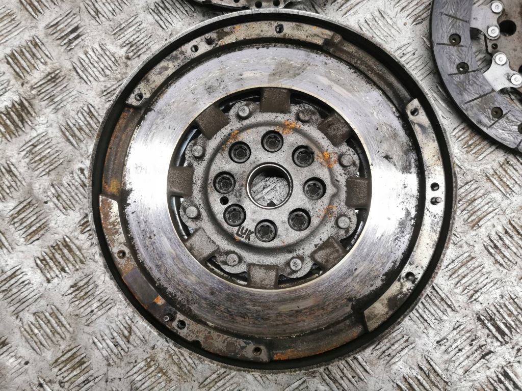 Nissan x-trail t32 2015 комплект зчеплення Недорого