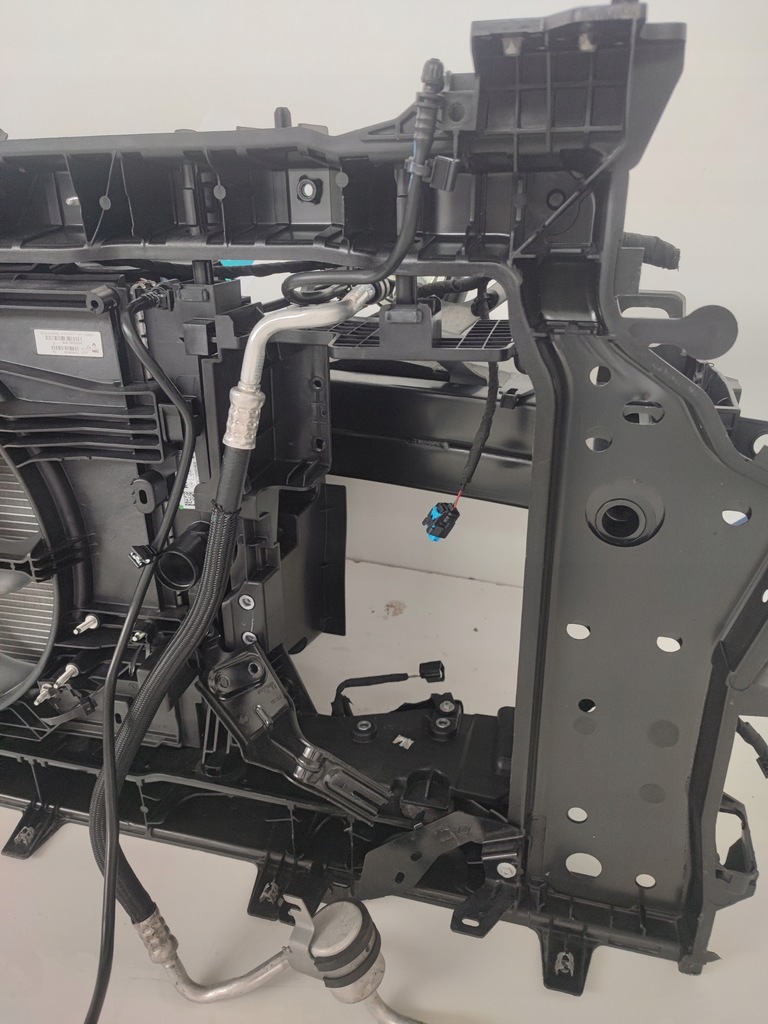 фото №11, Pas передний усилитель радиатор балка renault captur ii 2 1.6 214810845r