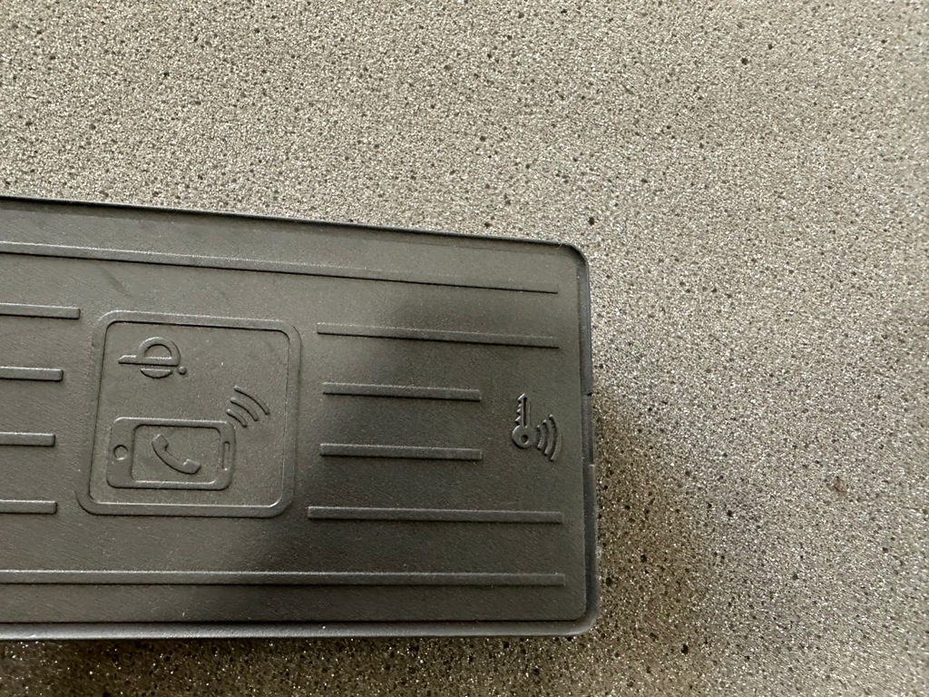 фото №6, Зарядное устройство индукционная a6 a7 c8 a5 8w a4 b9 4k0035502b idealna