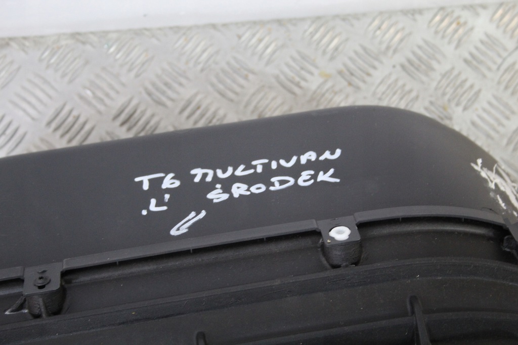 фото №9, Обивка обшивка левый задняя vw multivan t6 7e5