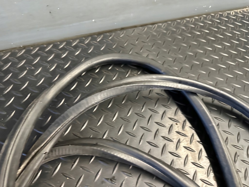 фото №6, Прокладка перегородка двигуна audi a8 d4 4.2 tdi cds 4h0823731d