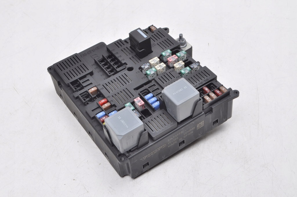 фото №1, Volvo v90 коробка предохранителей 31473771