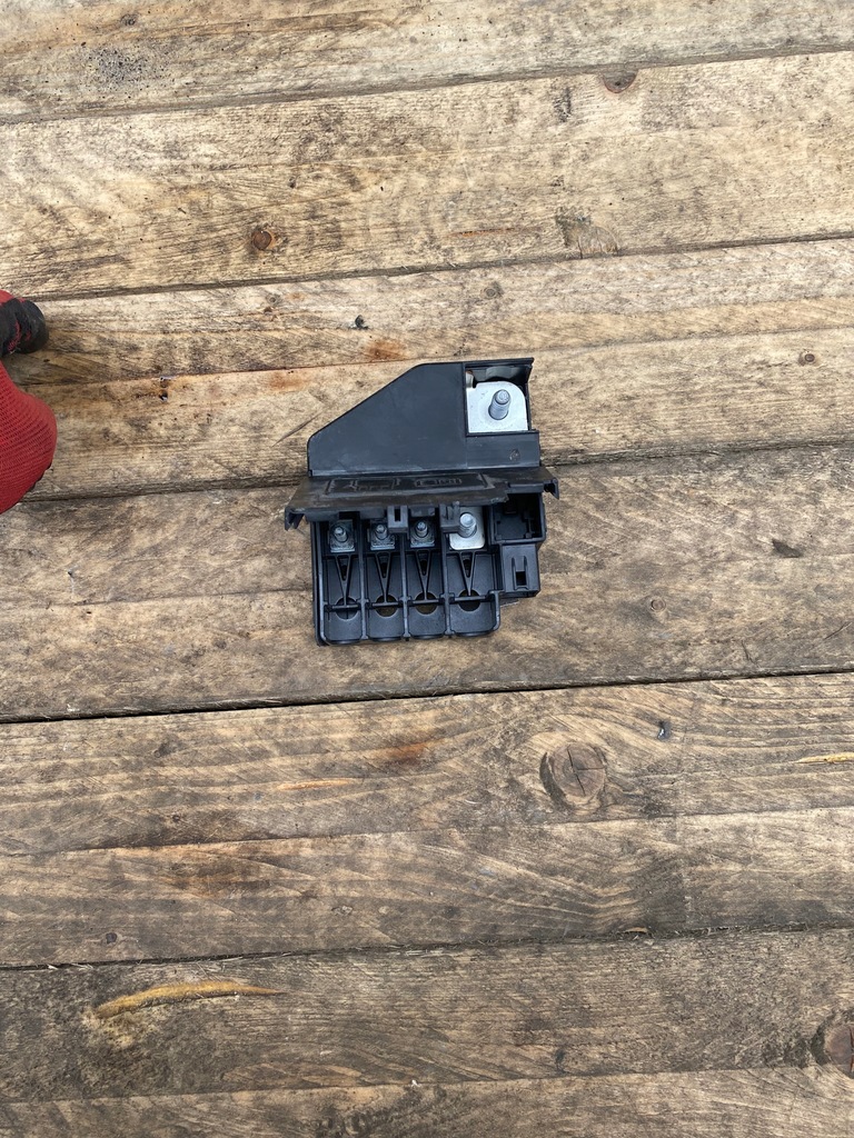 фото №1, Ford ranger v 3.2 модуль аккумулятор eu5t-14a094-ba