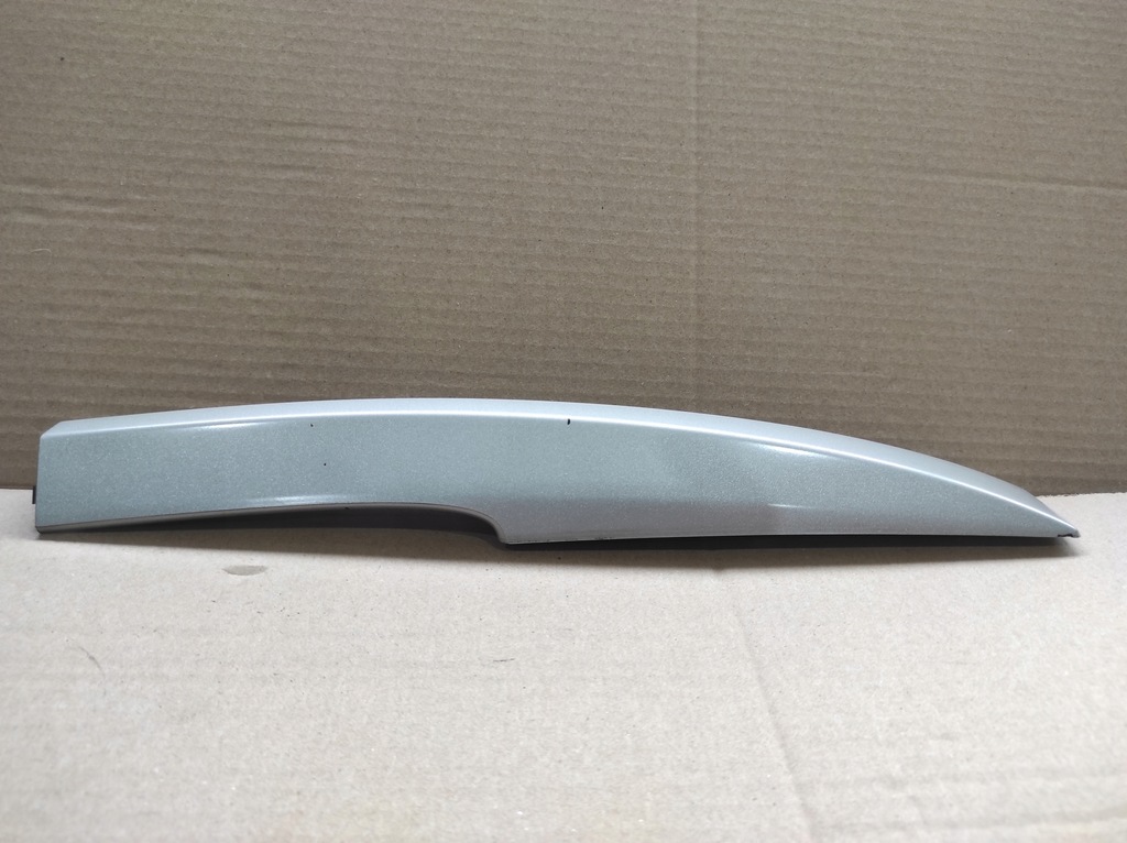 фото №1, Заглушка накладка рейлинг правая перед renault laguna iii