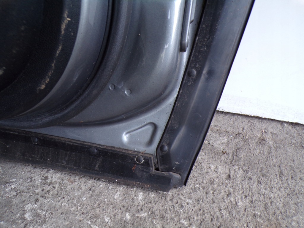 Двері ліва лівий перед mercedes w164 ml рестайлінг  c792 Оригінал