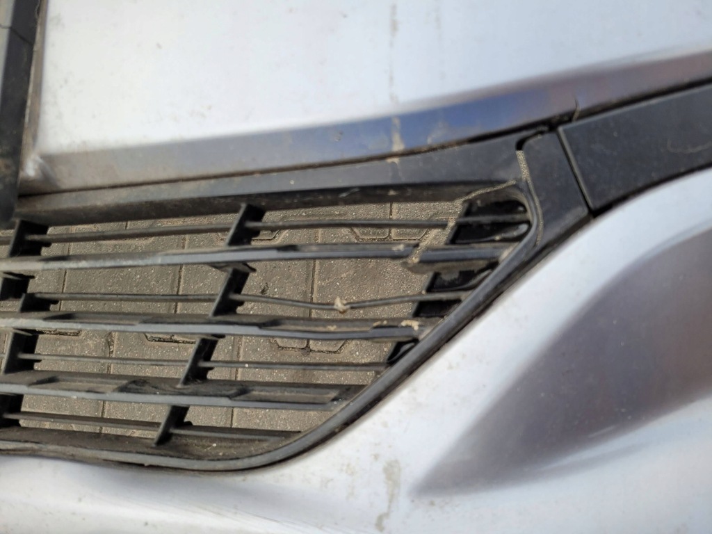 Peugeot 301 рестайлинг  бампер передний комплектный Недорого