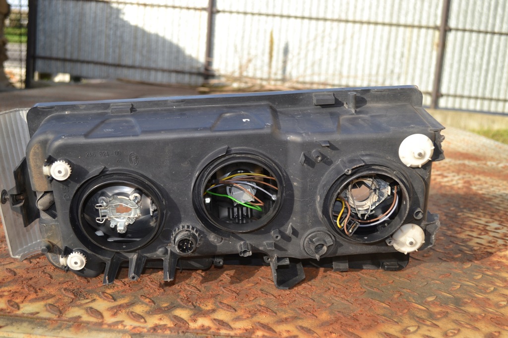 фото №3, Лампа фара правий renault magnum dxi orginał