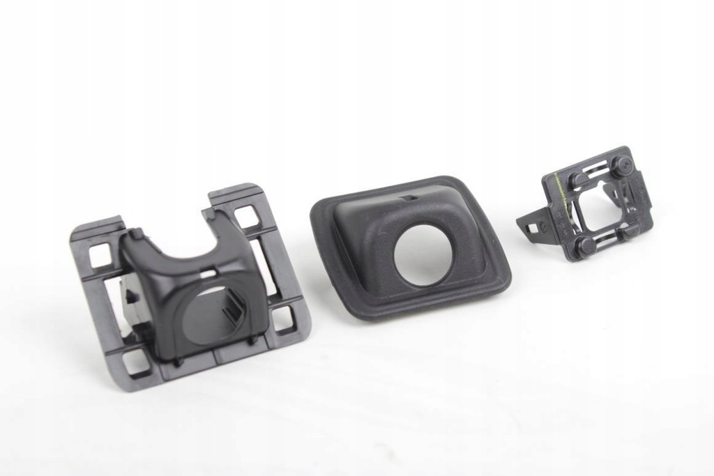 фото №6, Монтаж камеры заднего вида bmw mini clubman f54 оригинальный 51127370614