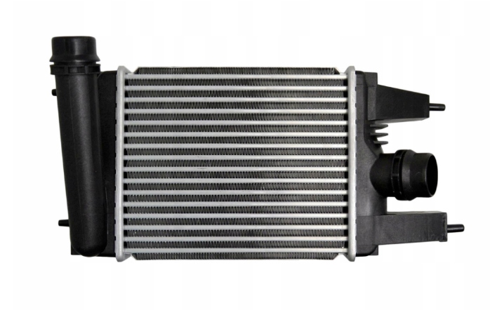 фото №1, Интеркулер nissan pulsar juke 2014- 144613zu0a