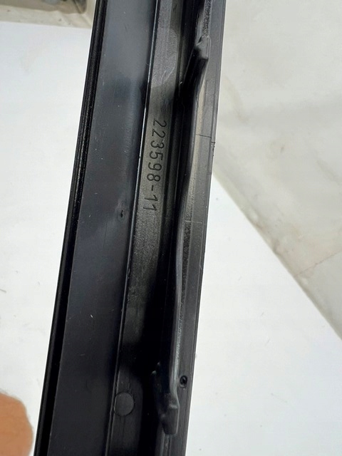 фото №8, Молдинг ущільнювач правий перед лобове bmw x5 g05 nowa оригінальний номер 7463528