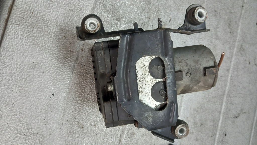 Насос abs audi a4 b5 96r 1.6b sedan в Україні