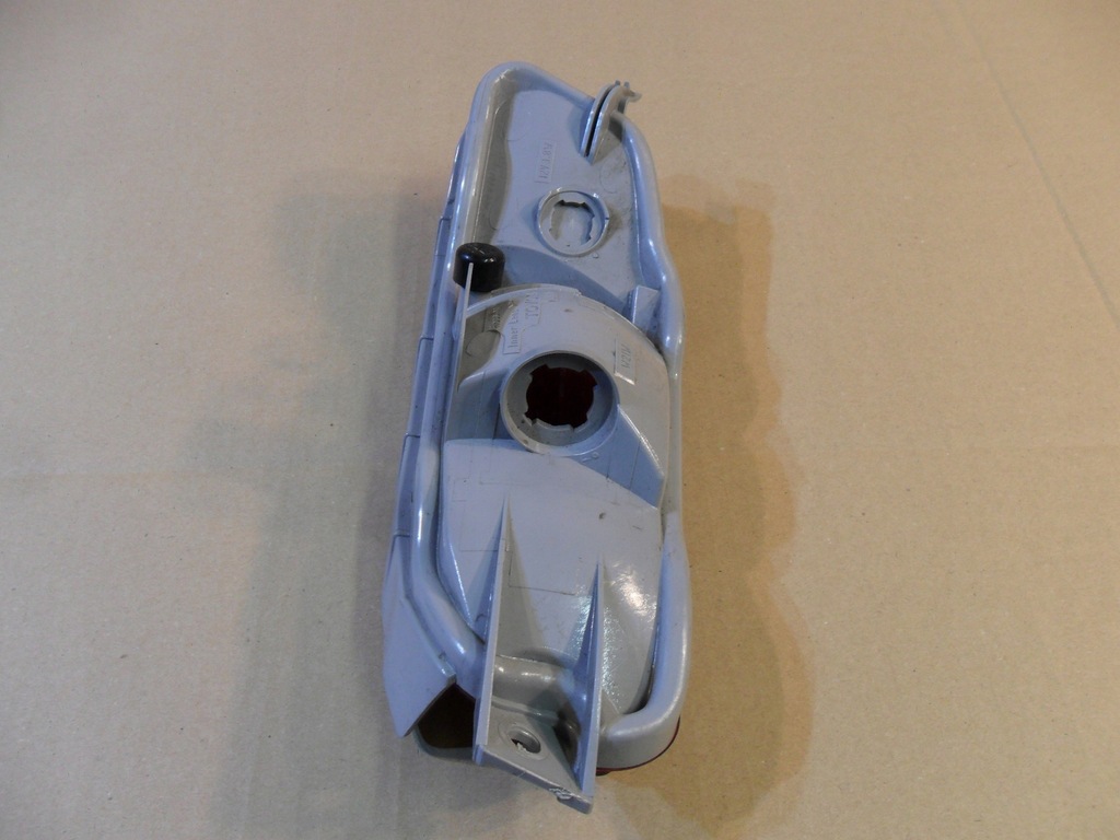 фото №14, Лампа задня ліва toyota yaris verso 2001-2004