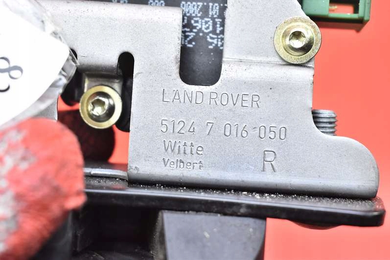фото №8, Замок крышки задняя багажника нижний 51247016050 land rover discovery iii 04-09