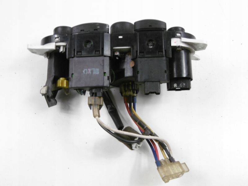 фото №11, Hyundai coupe i 96-99 панель управление обдув