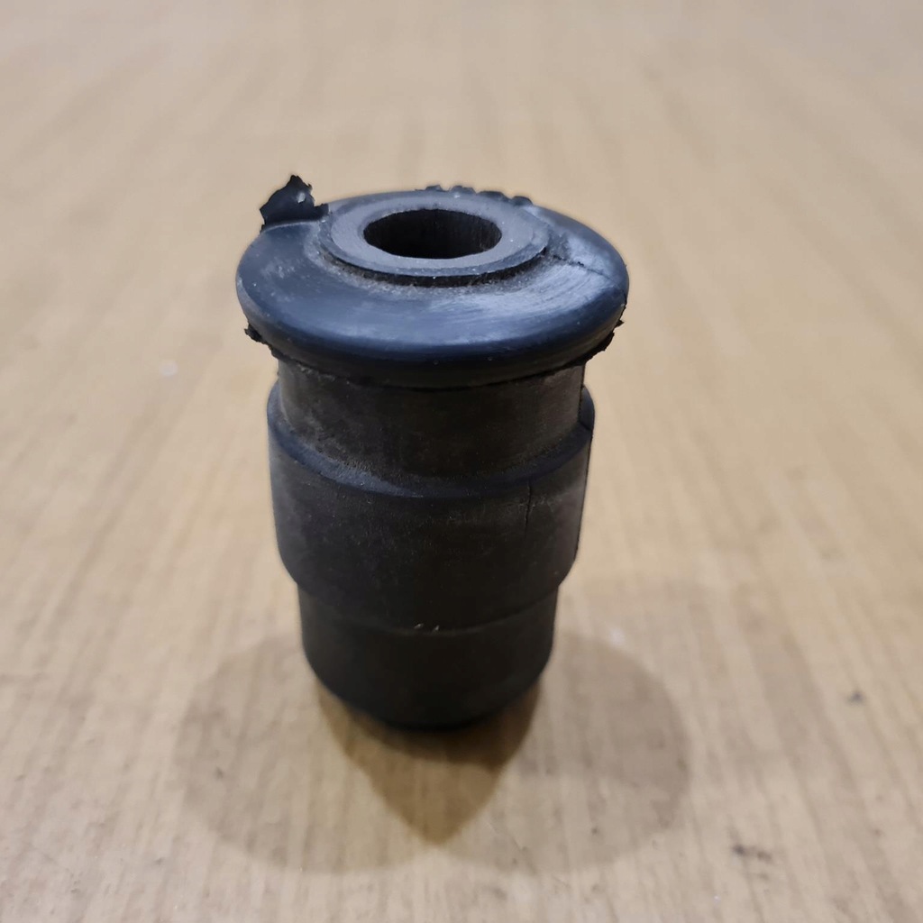 фото №5, Fiat cinquecento punto втулка рычага сайлентблок