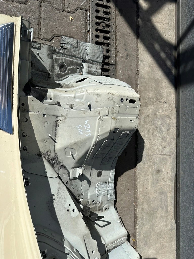 фото №7, Четверть левый задняя, крыло левый задний, обшивка mercedes w213 sedan c623