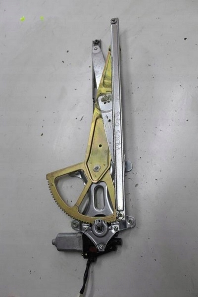 фото №2, Toyota prius 02 подъемник стекло перед левый