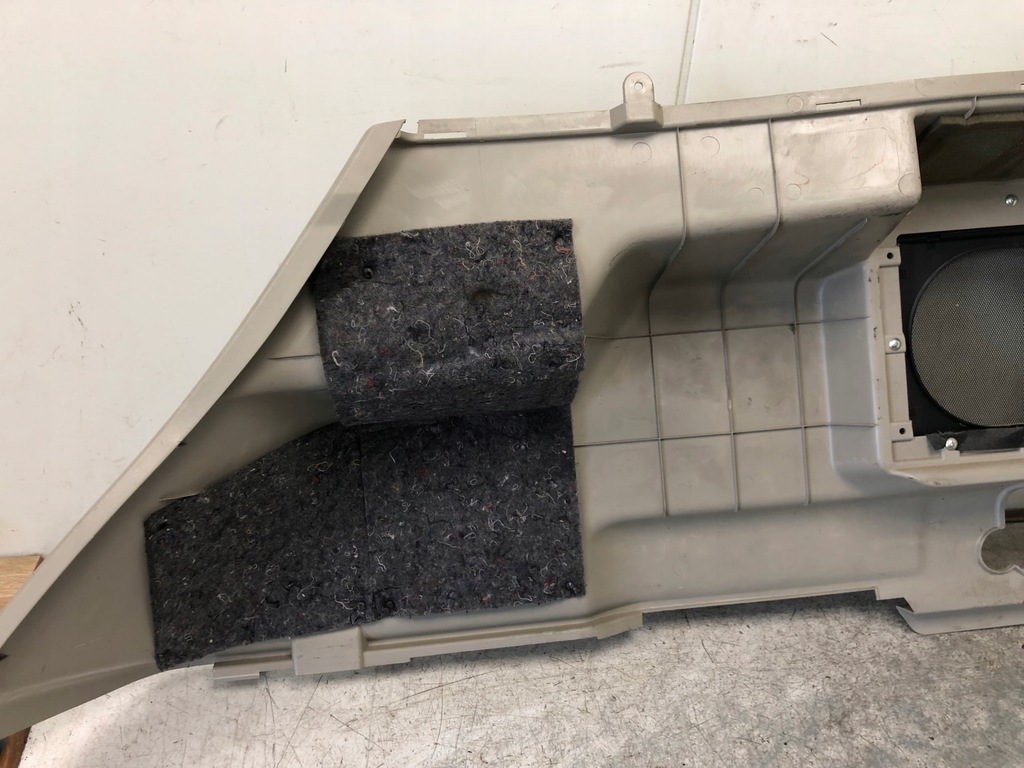 фото №8, Обшивка оббивка багажника ліва rockford mitsubishi pajero iv 7230a253