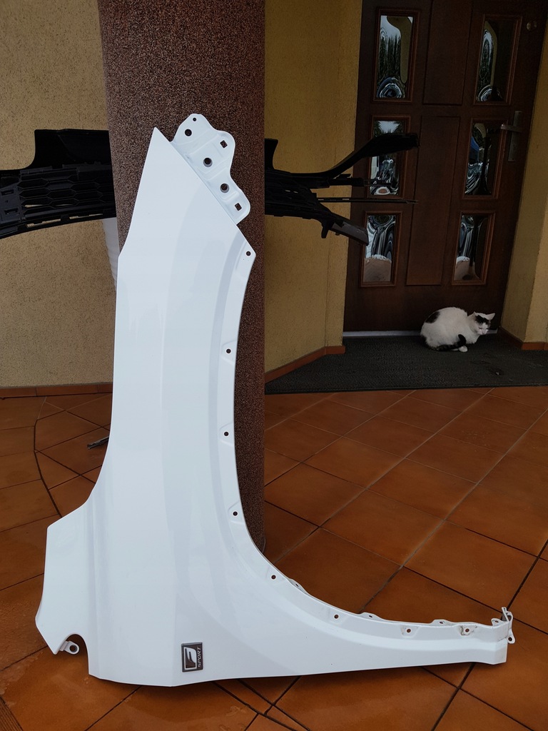 фото №1, Lexus rx iv 15-22 350h 450h крила правий передній