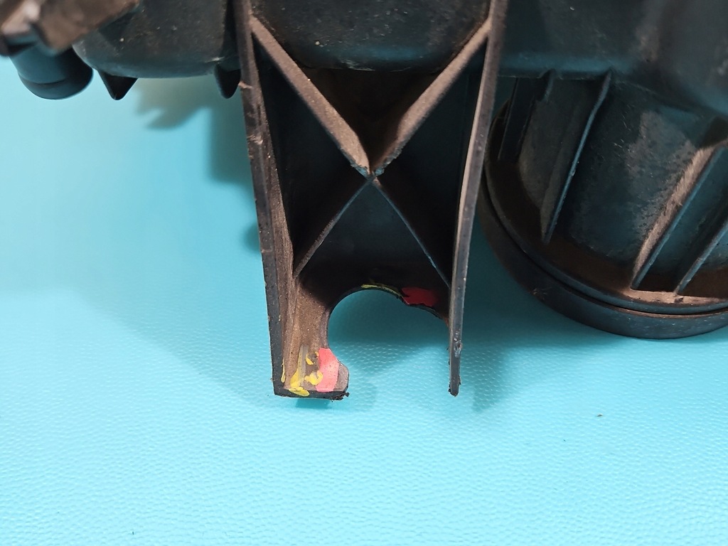 фото №7, Корпус фильтра воздуха dacia sandero i 08-12 165001429r 1.6b