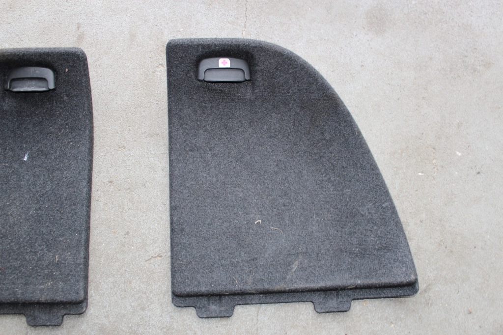 фото №1, Subaru outback iii 03-09 заглушка багажника правая