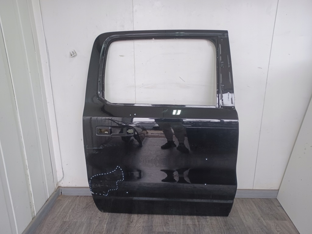 Купити Дверей задні праве ----- dodge ram 1500 2019- ---- версія long довга