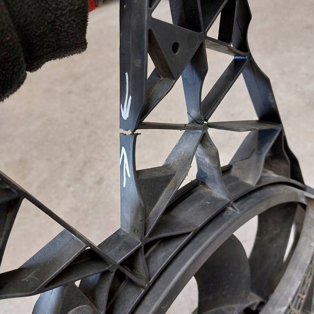 фото №8, Alfa romeo mito 1,6jtd вентилятор радіатора 886300000 00505083670