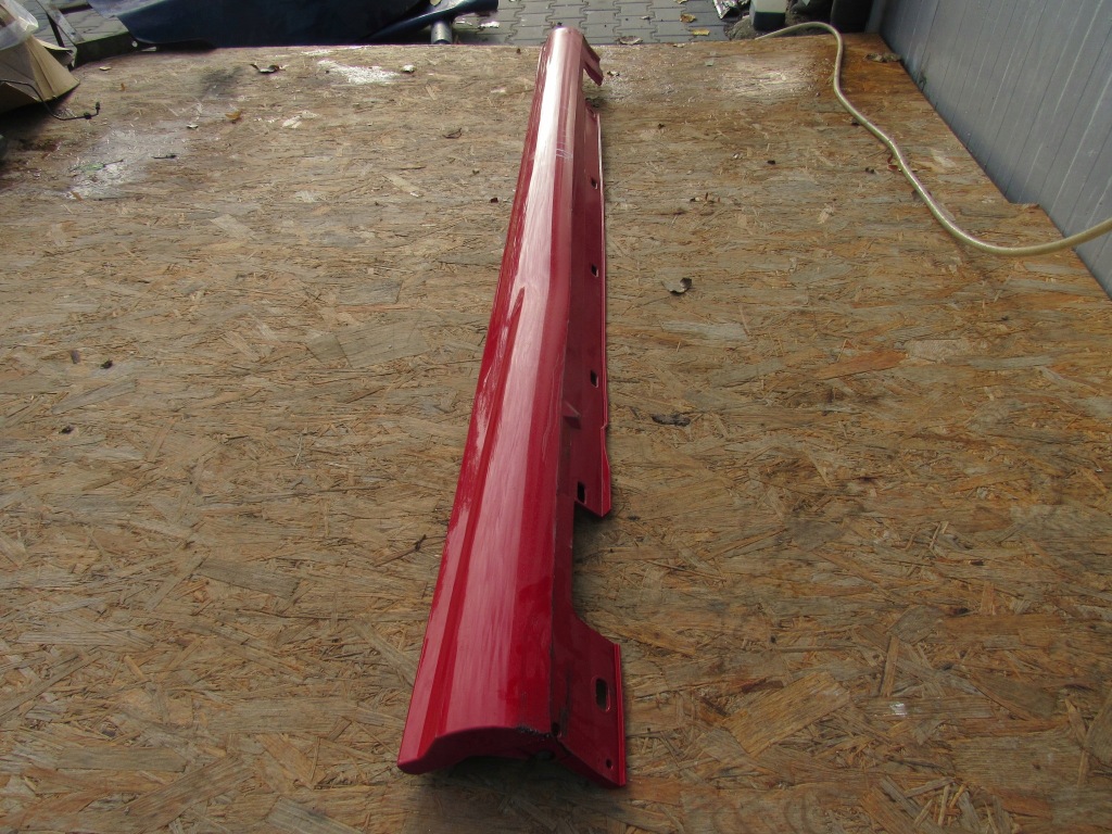 Mercedes c w204 204 amg купе молдинг накладка порог правый  a2046902640 с Разборки