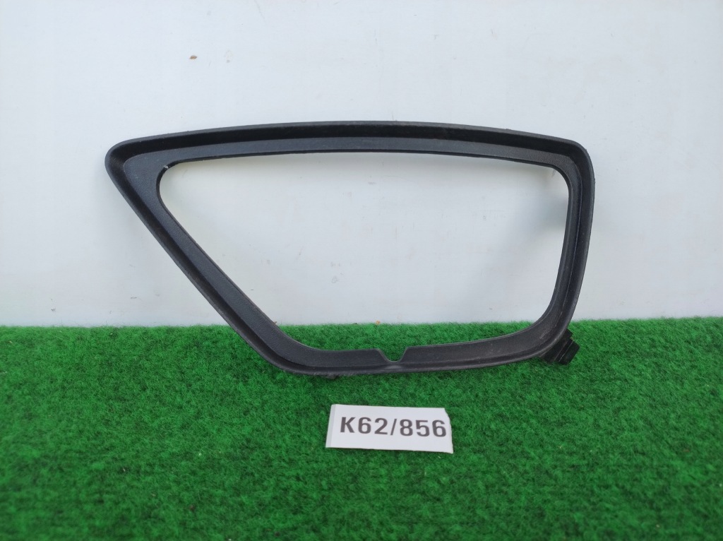 Купить Ford focus mk1 рестайлинг  левая решётка бампера рамка противотуманной фары накладка