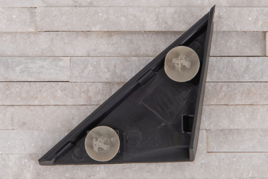 фото №9, Hyundai elantra vi ad 2015-2018 заглушка трикутник жабо правий 86190f2000