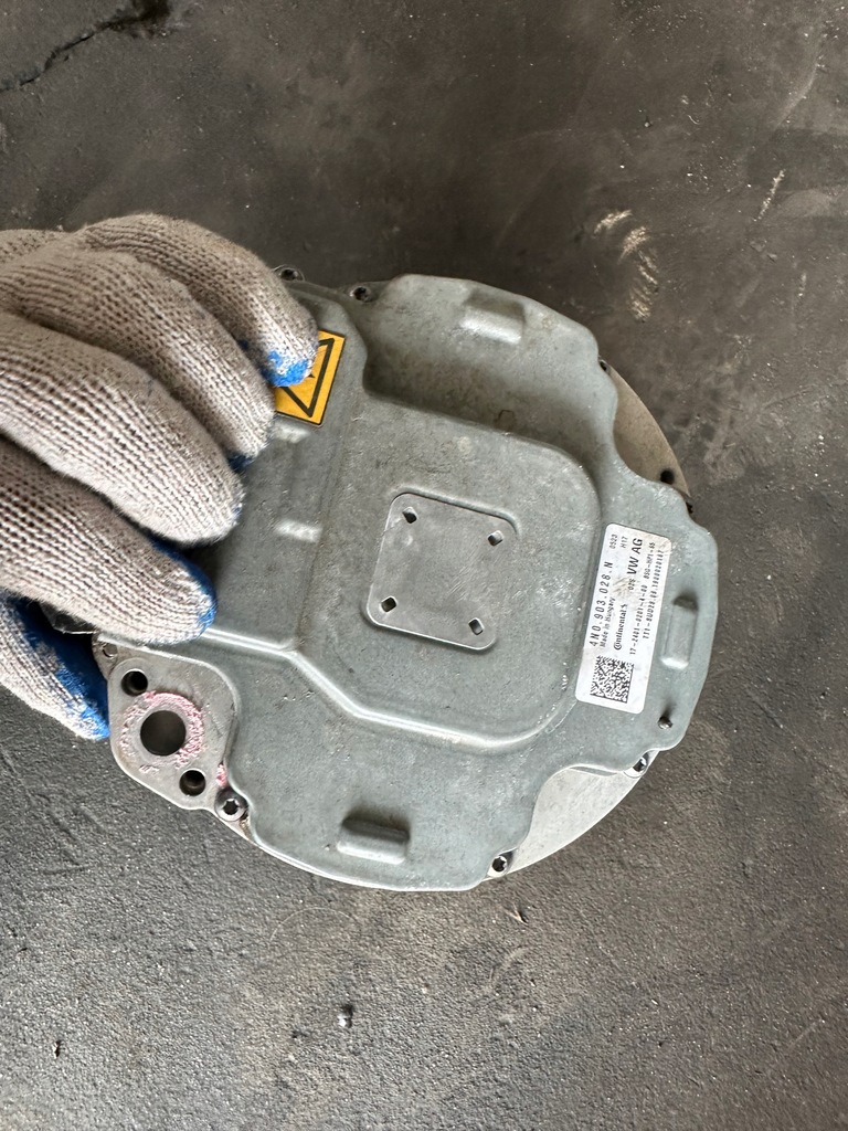 фото №7, Генератор audi a8 d5 4n0903028n do відновлення