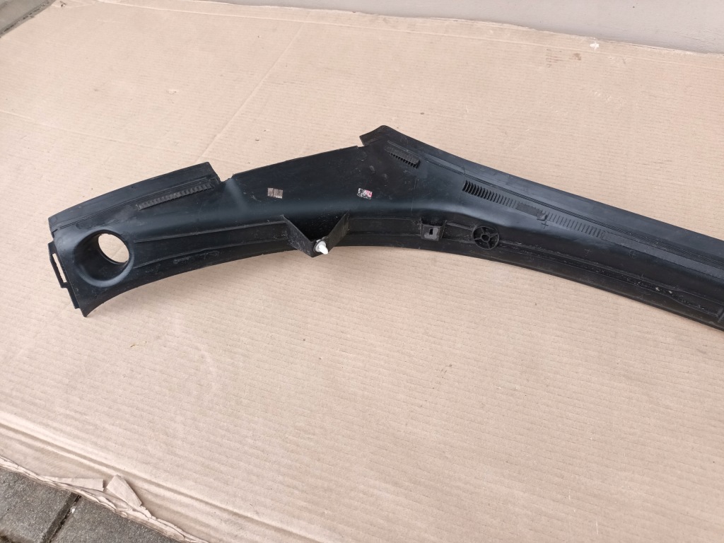 Tesla x обшивка стійка багажника праве молдинг в Україні