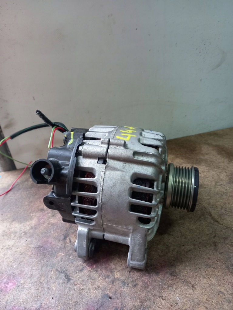 Купить Генератор opel corsa f 9835689480