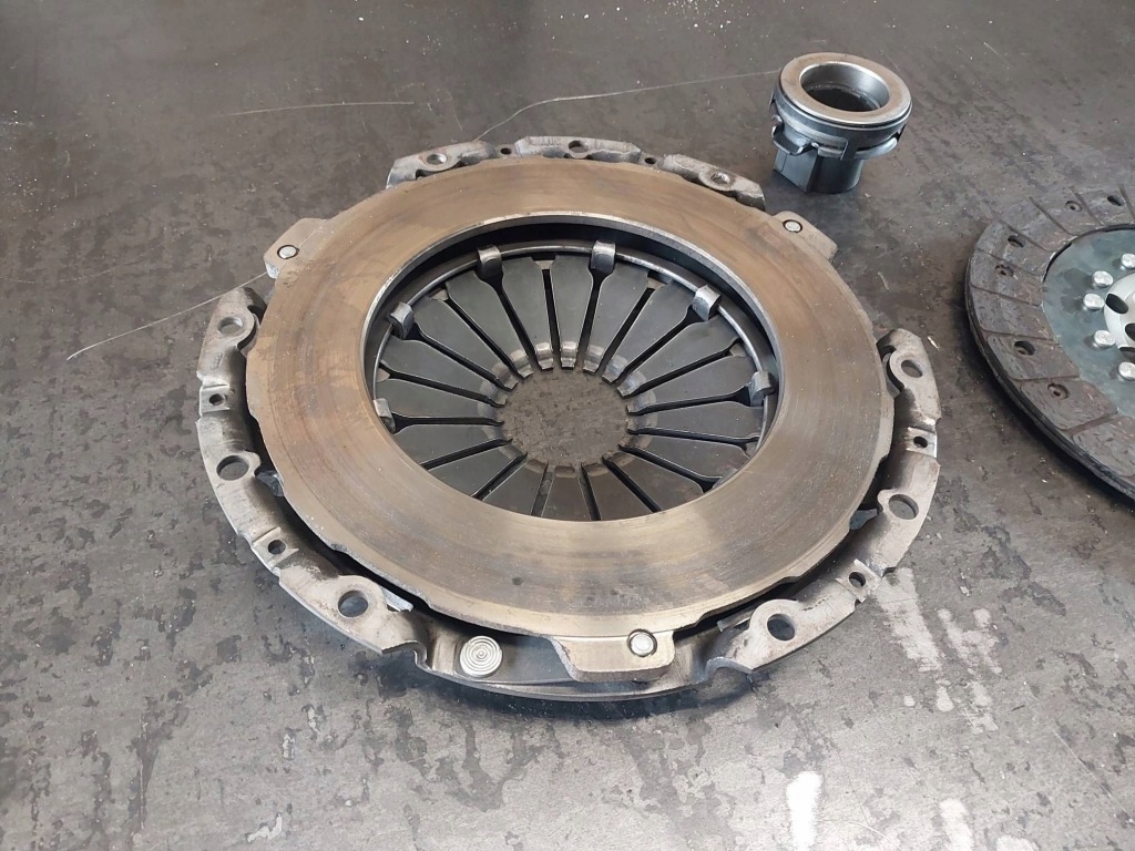 фото №16, Сцепление / комплект bmw 5 e39 523i m52b25 256s3 170km adb113004