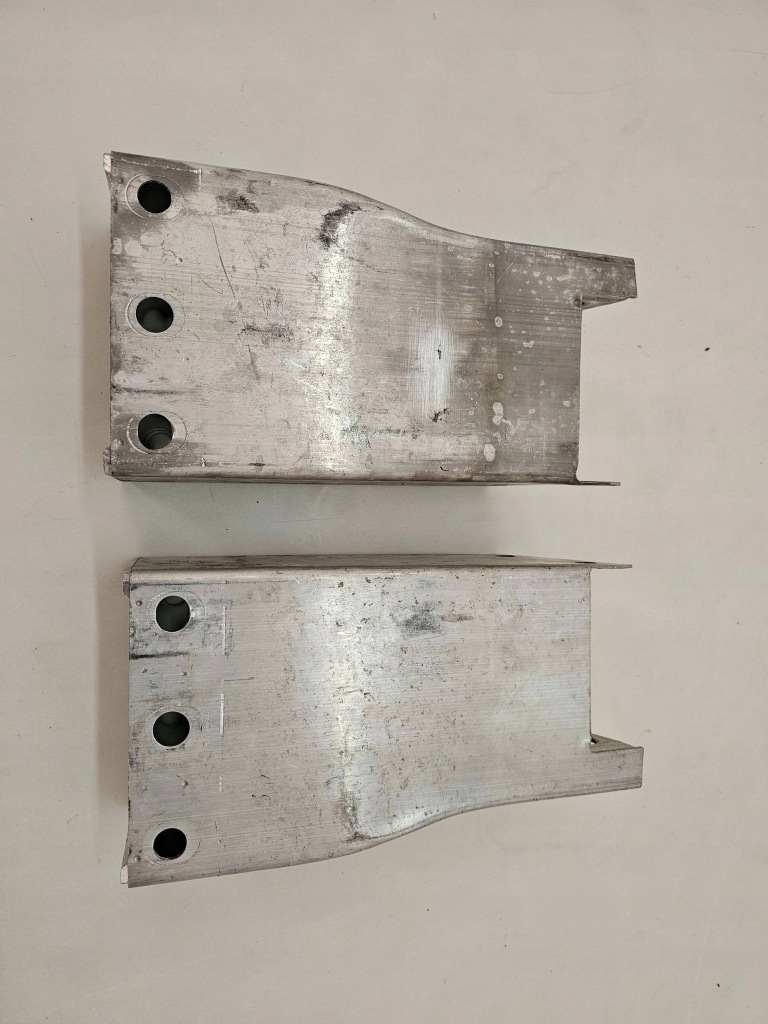 Зона деформації ліва pprawa jaguar e-pace l9c317a936ad в Україні