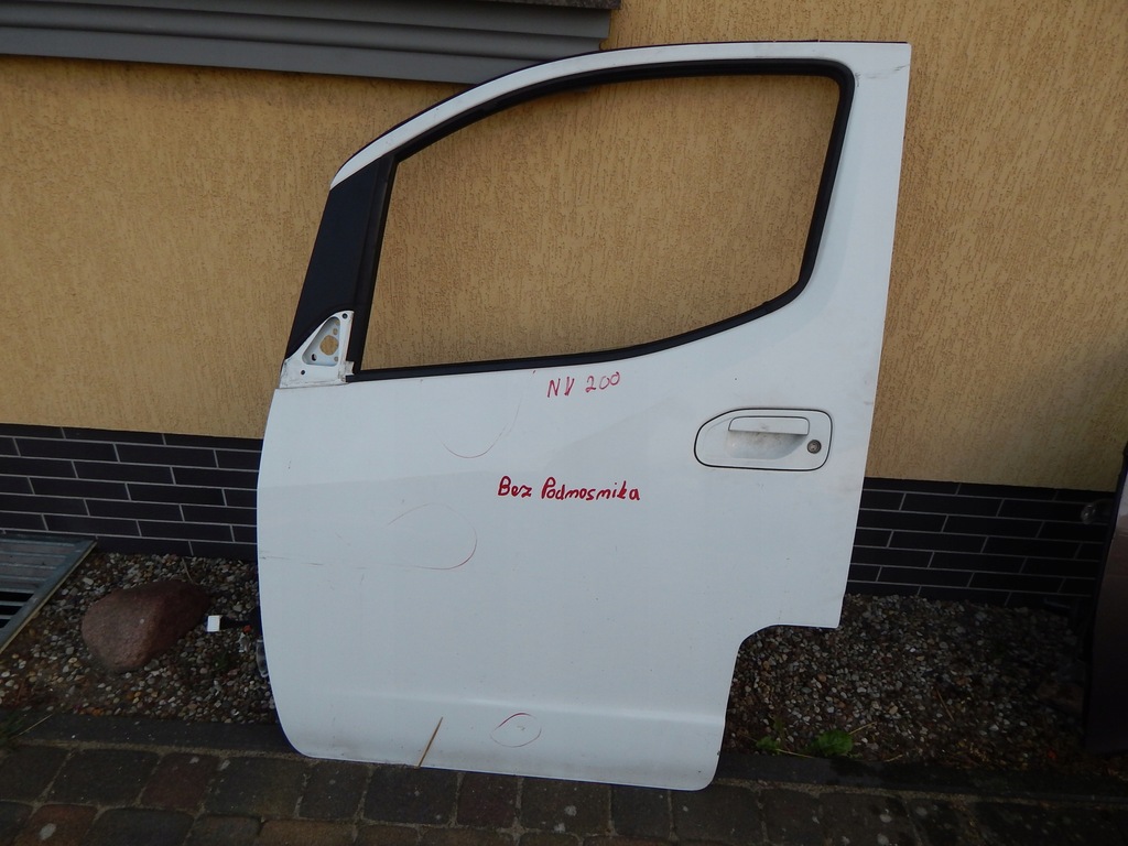 фото №1, Двері ліва nissan nv 200 ładne