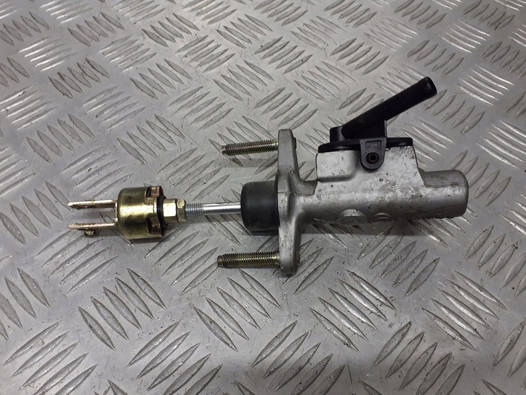 фото №1, Помпа сцепления toyota yaris verso 1.4 d4d